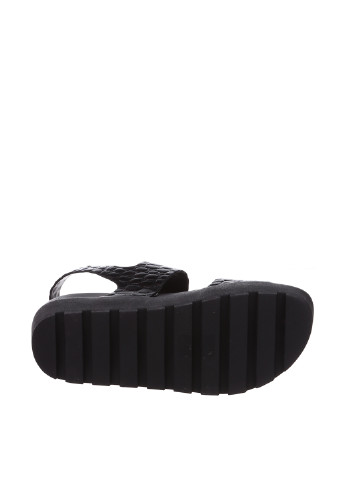 Черные босоножки Schuh с ремешком