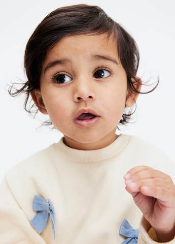 H&M світшот однотонний молочний святковий, кежуал бавовна, трикотаж з начосом