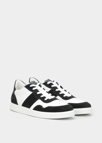 Чорно-білі кеди Ecco