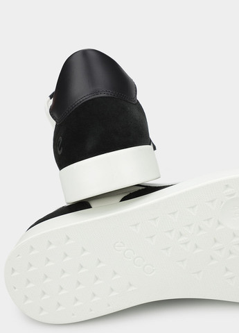 Чорно-білі кеди Ecco