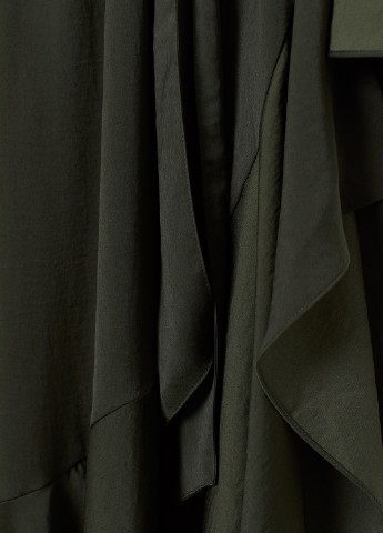 Оливкова кежуал сукня на запах, кльош H&M однотонна