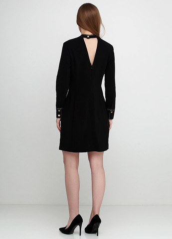 Черное кэжуал платье а-силуэт H&M однотонное