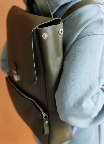 Жіночий рюкзак ручної роботи з натуральної шкіри з легким глянцевим ефектом бордового кольору Boorbon (253702465)