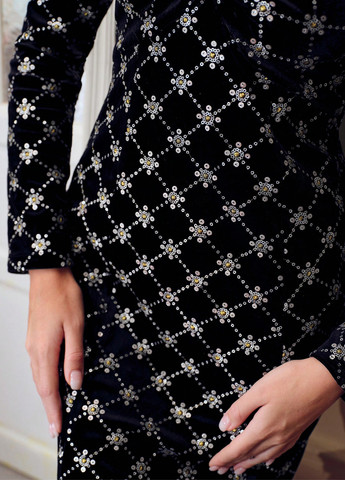 Черное вечернее платье в стиле ампир, годе SHEIN с орнаментом