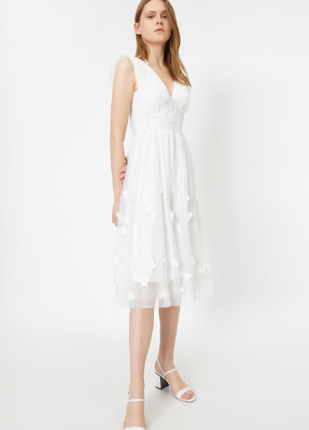 Белое коктейльное платье клеш KOTON однотонное