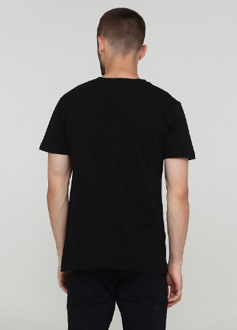 Черная футболка Трикомир