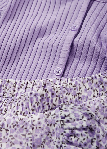 Фиолетовый летний костюм (футболка, юбка) C&A