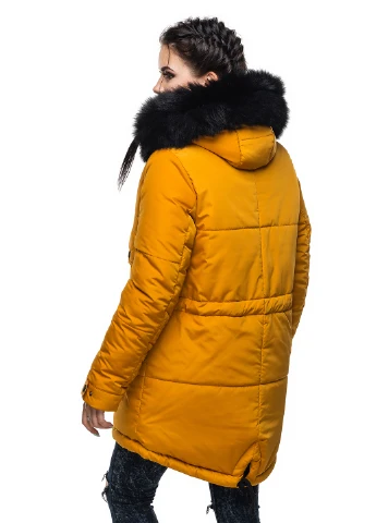 Горчичная зимняя куртка Кариант