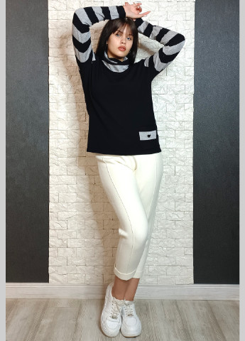 Чорний демісезонний джемпер Bluoltre