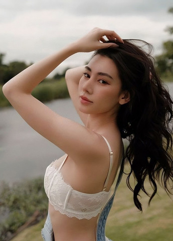 Молочний демісезонний комплект (бюстгальтер, трусики) Victoria's Secret