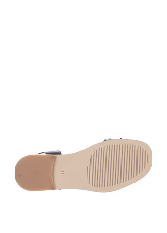 Черные босоножки No Brand с ремешком с заклепками