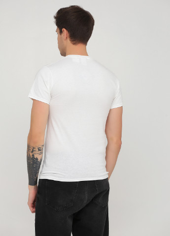 Белая футболка Hanes