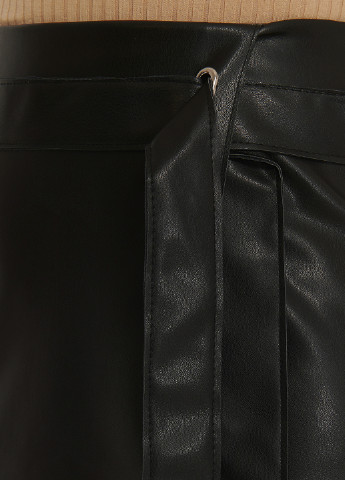 Черная кэжуал однотонная юбка NA-KD на запах
