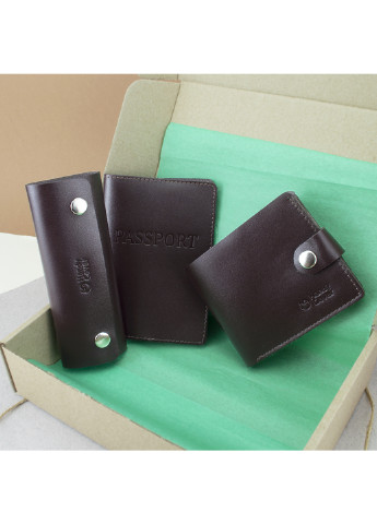 Подарунковий чоловічий набір №62: обкладинка на паспорт + ключниця + портмоне (коричневий матовий) HandyCover (250603788)