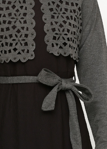 Темно-коричневое кэжуал платье клеш Moda in Italy фактурное