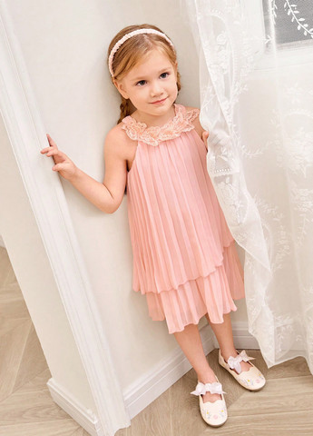 Светло-розовое платье SHEIN (325533635)