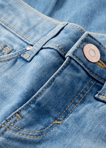 Голубые демисезонные клеш джинсы C&A