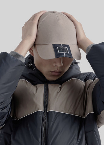 Кепка Armani Exchange (334885456)