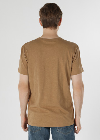 Светло-коричневая футболка Colin's