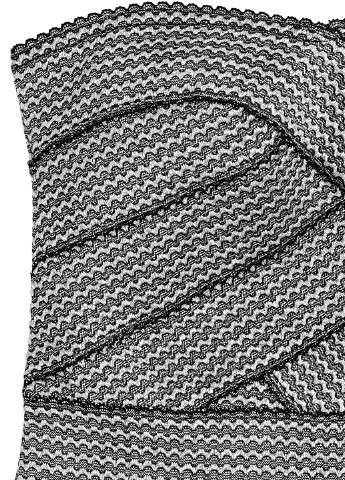 Черно-белое коктейльное платье H&M с геометрическим узором