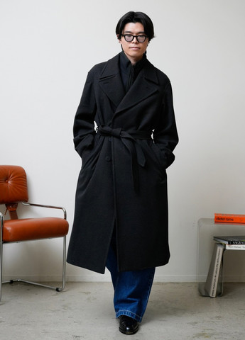 Темно-серая демисезонная куртка Uniqlo