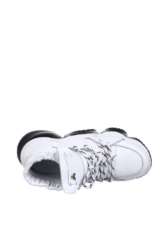 Белые демисезонные кроссовки Bate