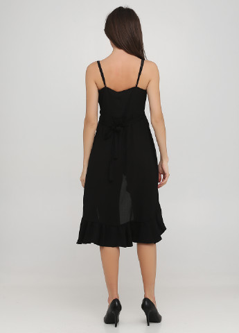 Черное коктейльное платье на запах Fayt однотонное
