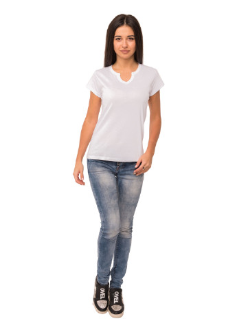 Белая всесезон футболка женская Наталюкс 21-2383
