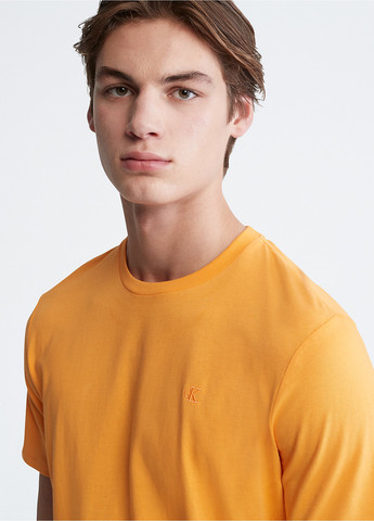 Помаранчева футболка Calvin Klein