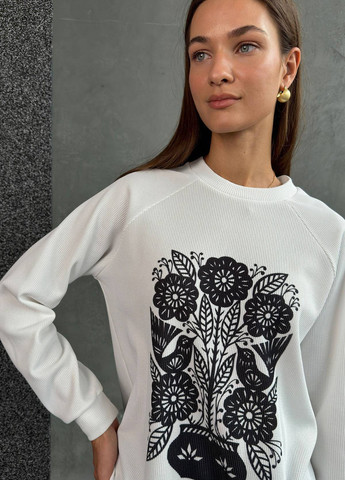 Білий світшот квітковий без декору (369717067)