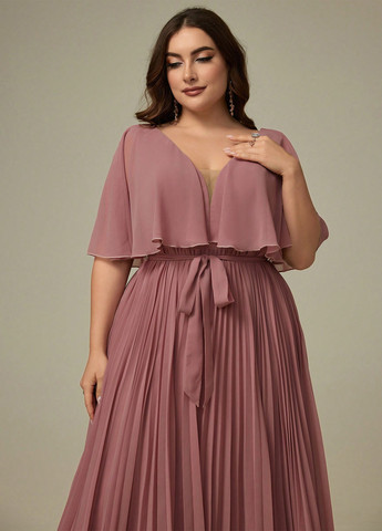 Светло-розовое коктейльное, кэжуал платье SHEIN однотонное