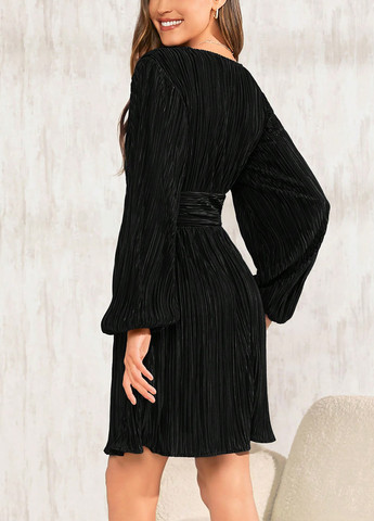 Черное кэжуал платье клеш, плиссированное SHEIN однотонное