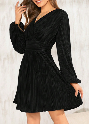 Черное кэжуал платье клеш, плиссированное SHEIN однотонное