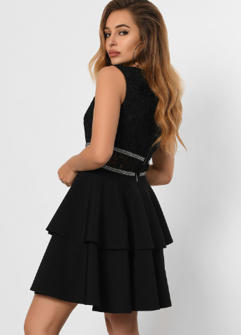 Черное коктейльное платье бэби долл Carica однотонное