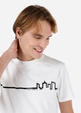 Белая футболка Colin's
