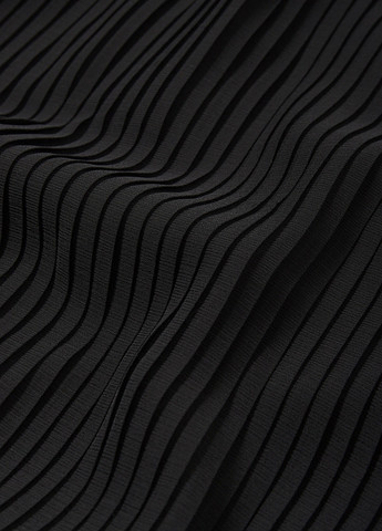 Черное кэжуал платье плиссированное C&A однотонное