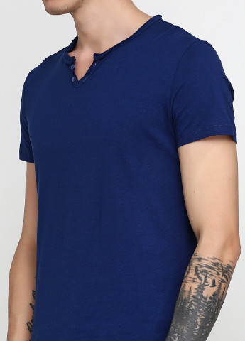 Темно-синяя футболка DeFacto