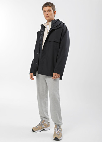 Чорна зимня куртка Wrangler