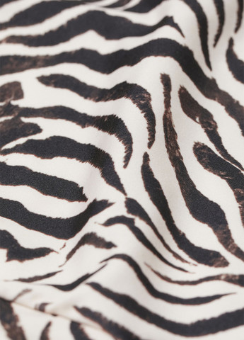 Черные купальные трусики-плавки зебра H&M