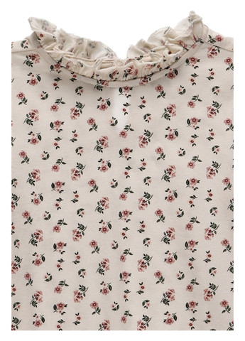 Молочная цветочной расцветки блузка C&A демисезонная