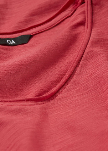 Красная футболка C&A
