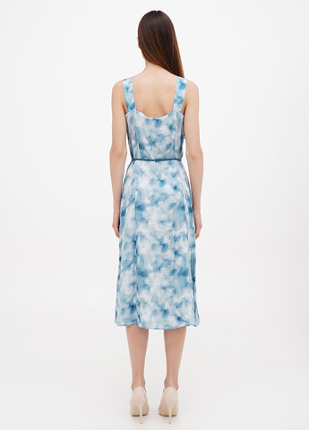 Темно-голубое кэжуал платье H&M с абстрактным узором