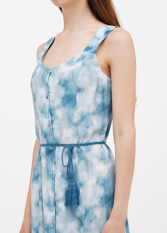 Темно-голубое кэжуал платье H&M с абстрактным узором