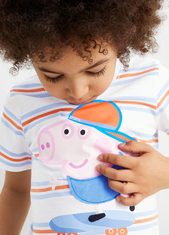 Белая летняя футболка C&A