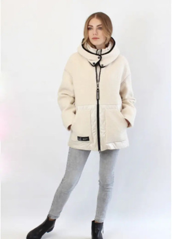 Бежевая женская куртка с мягкой искусственной валеной шерстью в бежевой расцветке Fodarlloy