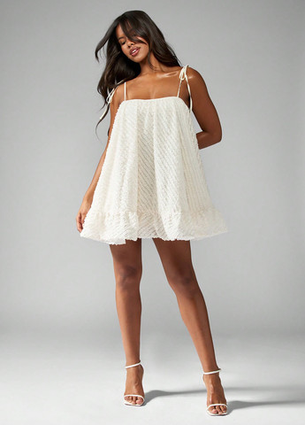 Белое кэжуал платье с открытыми плечами SHEIN однотонное