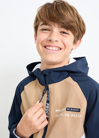 Комбинированная демисезонная ветровка C&A