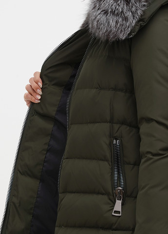 Оливковий зимній Пуховик Moncler