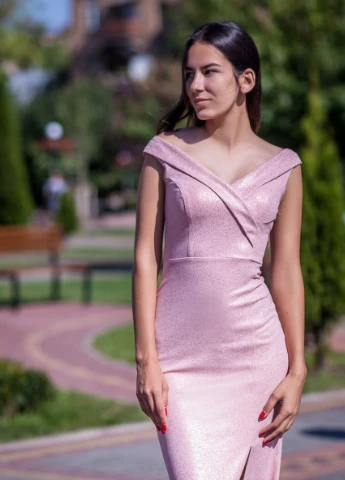 Пудровое вечернее платье с открытой спиной, футляр FashionYouWant однотонное