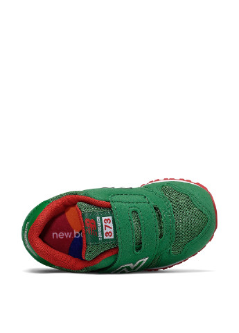 Зеленые всесезон кроссовки New Balance 373.0